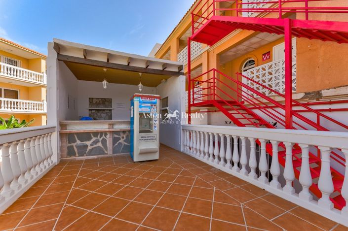 Image No.16-50 Bed Property for sale