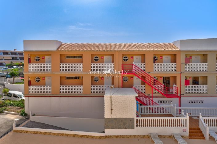 Image No.32-50 Bed Property for sale