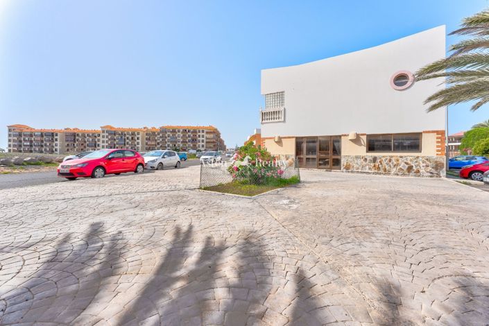 Image No.36-50 Bed Property for sale