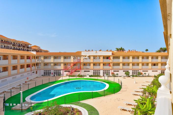 Image No.8-50 Bed Property for sale