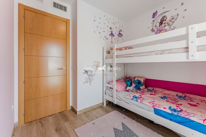 Image No.22-3 Bed House for sale