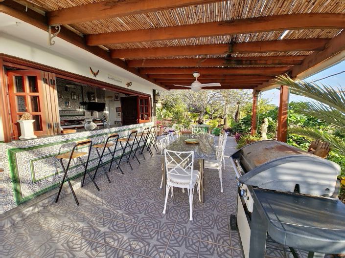 Image No.17-9 Bed Villa for sale