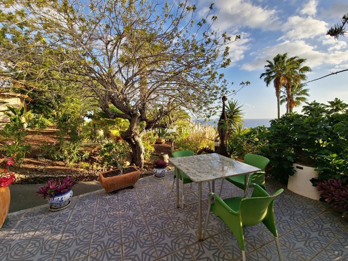 Image No.18-9 Bed Villa for sale