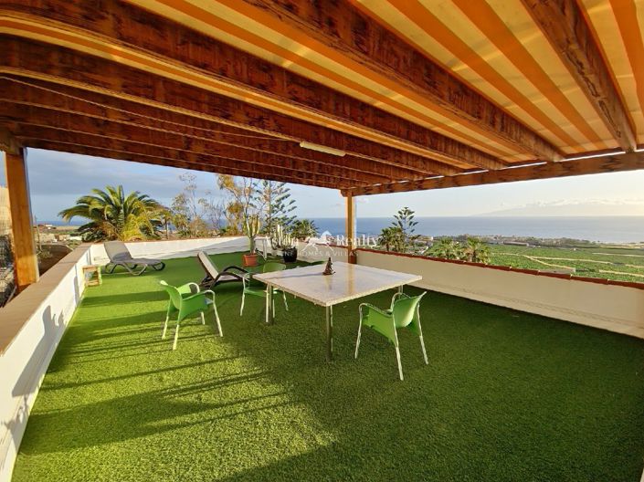 Image No.19-9 Bed Villa for sale