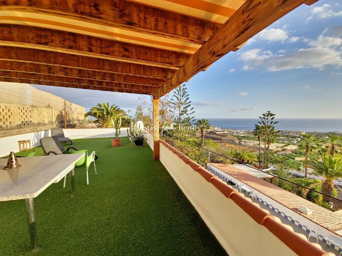 Image No.20-9 Bed Villa for sale