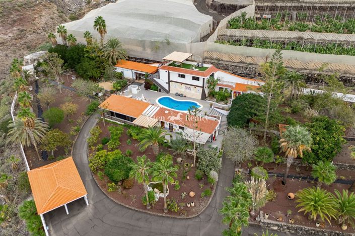 Image No.26-9 Bed Villa for sale