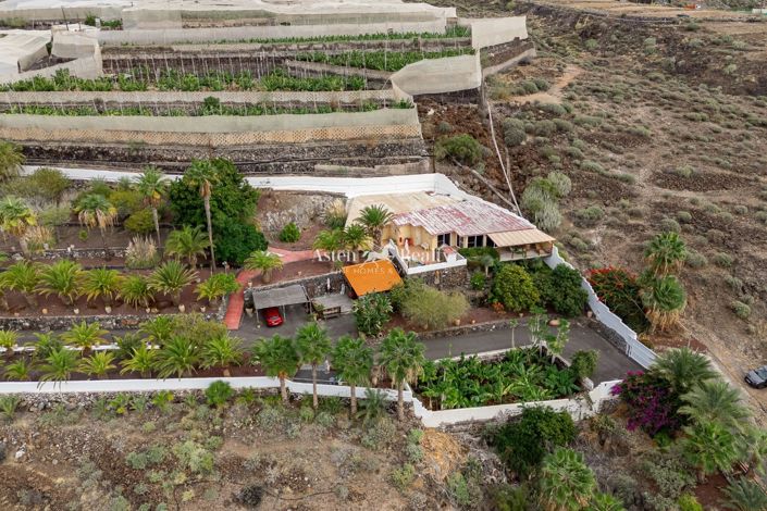 Image No.30-9 Bed Villa for sale