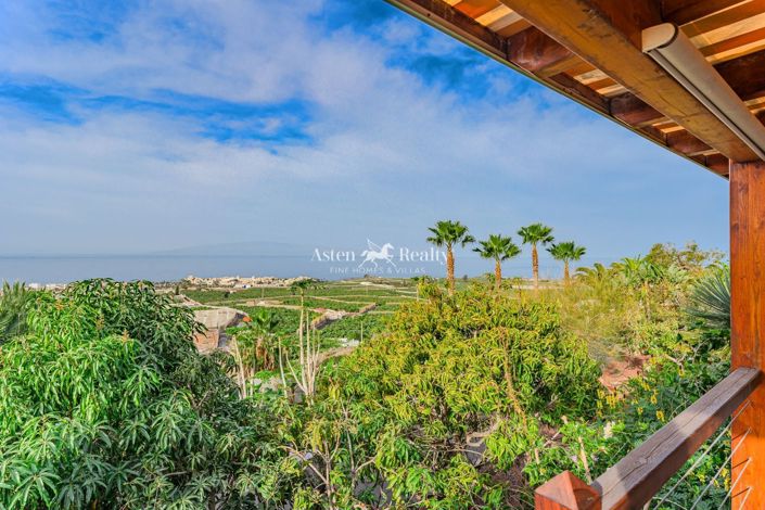 Image No.35-9 Bed Villa for sale