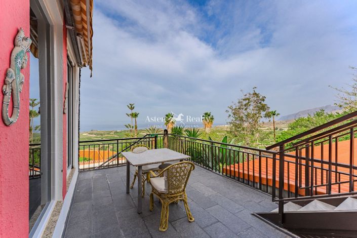 Image No.57-9 Bed Villa for sale