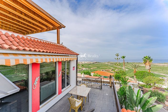 Image No.6-9 Bed Villa for sale