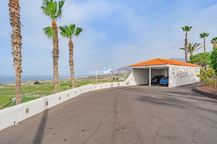 Image No.63-9 Bed Villa for sale