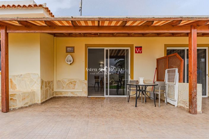 Image No.28-15 Bed Villa for sale