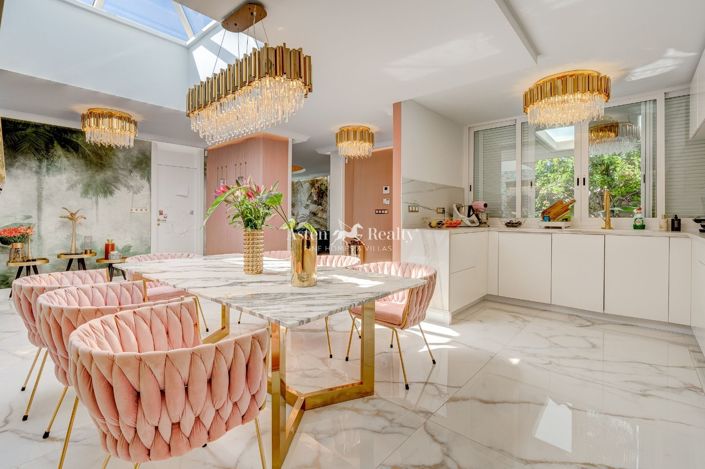 Image No.25-4 Bed Villa for sale