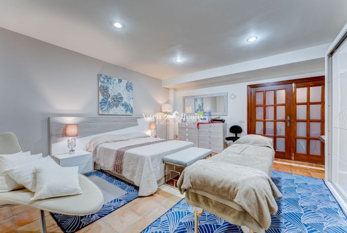 Image No.38-4 Bed Villa for sale