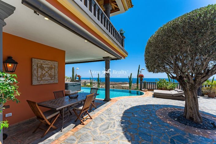 Image No.3-4 Bed Villa for sale