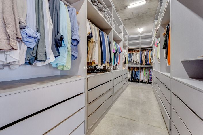 Image No.32-4 Bed Villa for sale