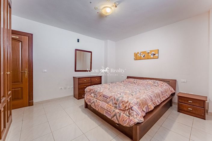 Image No.10-2 Bed Flat for sale