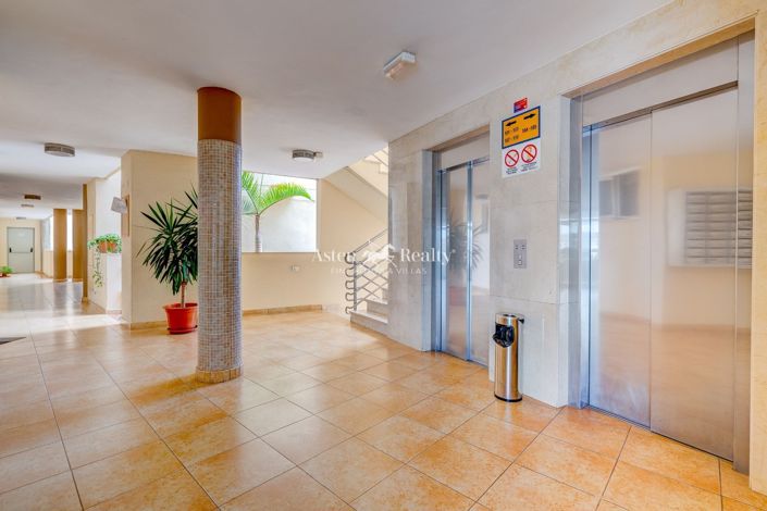 Image No.15-2 Bed Flat for sale