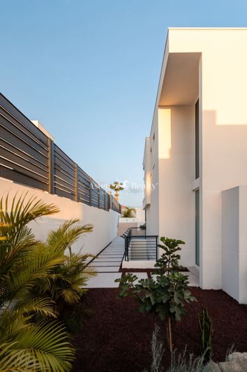 Image No.16-4 Bed Villa for sale