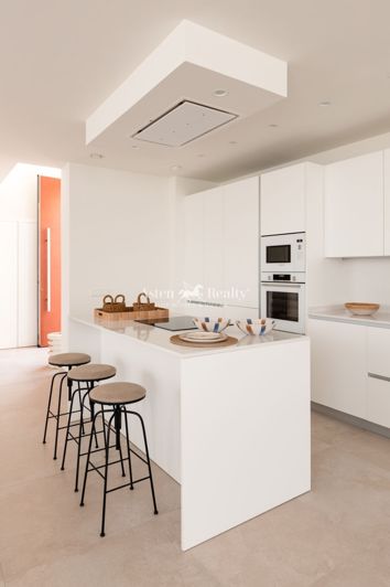 Image No.20-4 Bed Villa for sale