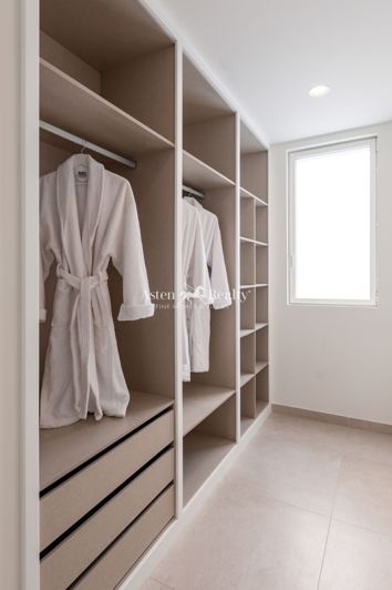 Image No.32-4 Bed Villa for sale