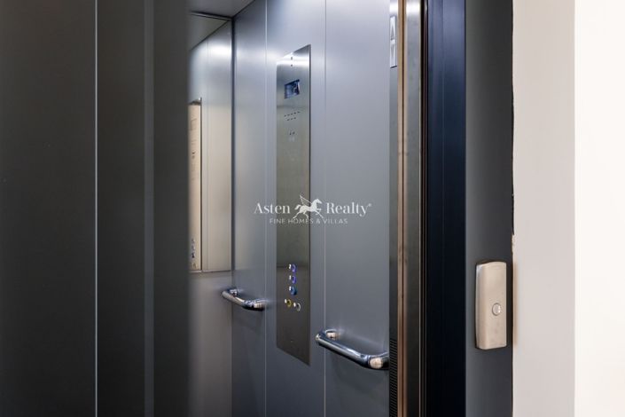 Image No.56-4 Bed Villa for sale