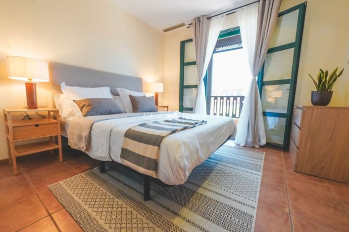 Image No.9-3 Bed House for sale