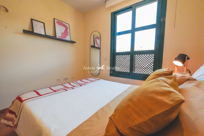 Image No.20-3 Bed House for sale