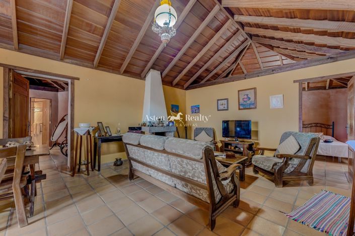 Image No.15-2 Bed House for sale