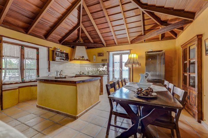 Image No.16-2 Bed House for sale