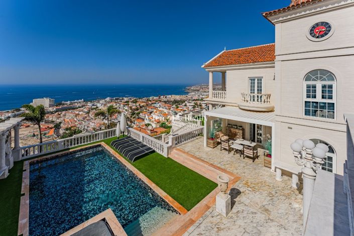 Image No.12-7 Bed Villa for sale