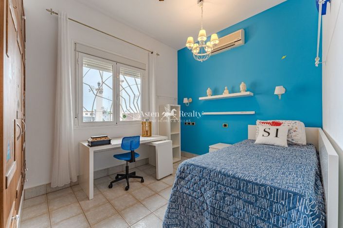 Image No.10-6 Bed Villa for sale