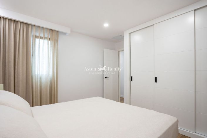 Image No.38-2 Bed Penthouse for sale