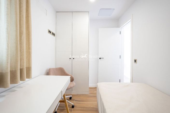 Image No.40-2 Bed Penthouse for sale