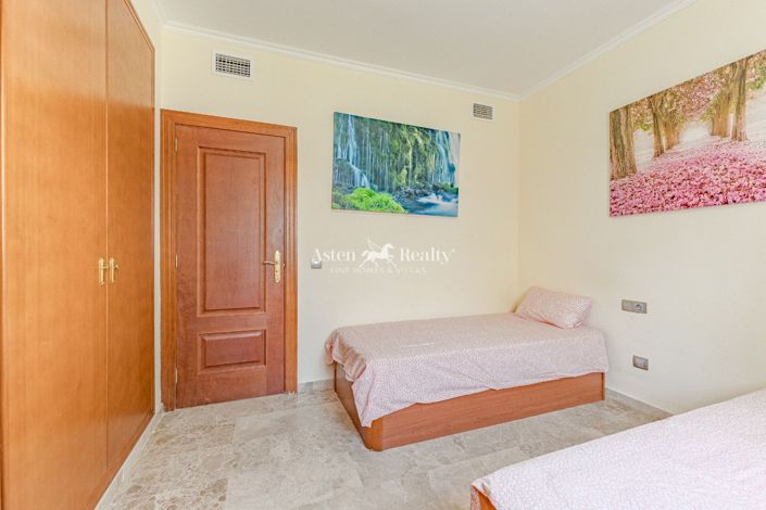 Image No.23-2 Bed Apartment for sale