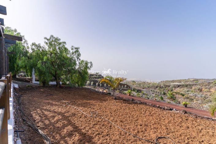 Image No.19-8 Bed Villa for sale