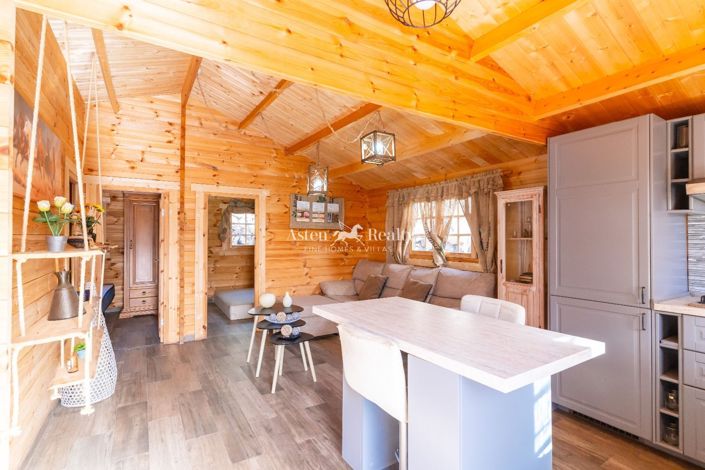 Image No.25-8 Bed Villa for sale