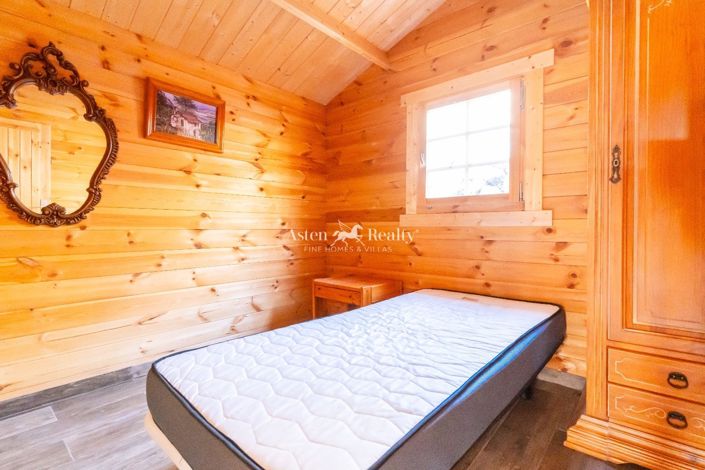 Image No.29-8 Bed Villa for sale