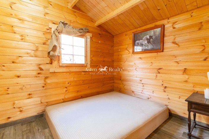 Image No.30-8 Bed Villa for sale