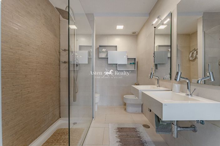 Image No.11-2 Bed Apartment for sale