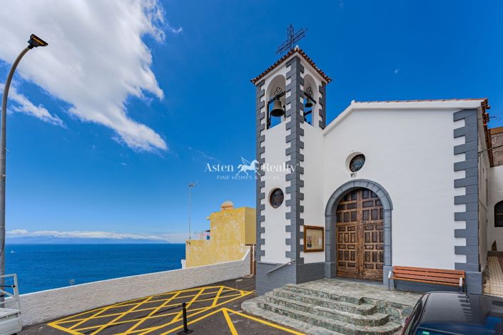 Image No.3-6 Bed House for sale