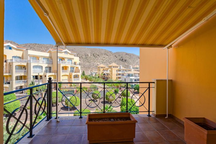 Image No.26-4 Bed Flat for sale