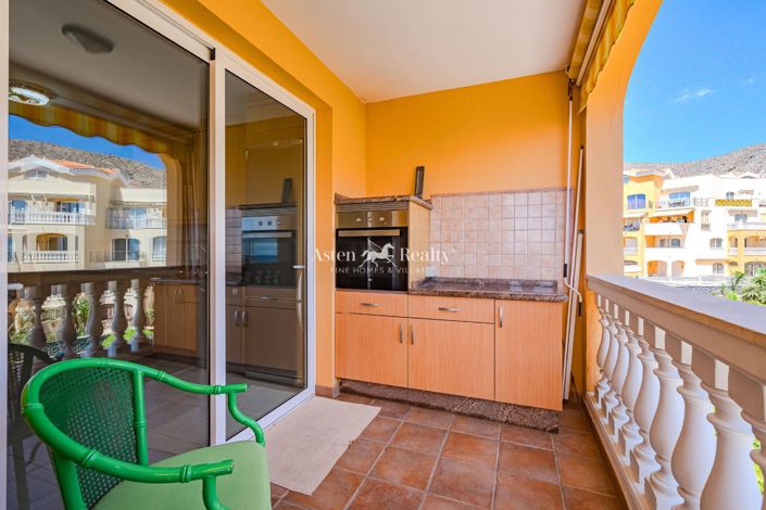 Image No.6-4 Bed Flat for sale