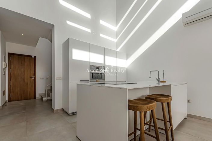 Image No.13-3 Bed Villa for sale