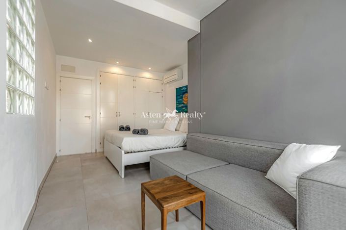 Image No.15-3 Bed Villa for sale