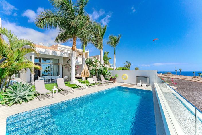 Image No.1-4 Bed Villa for sale