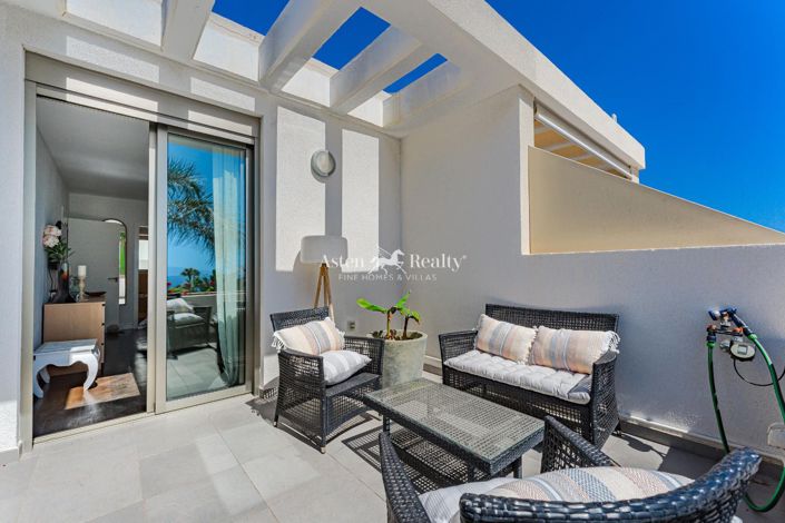 Image No.4-4 Bed Villa for sale