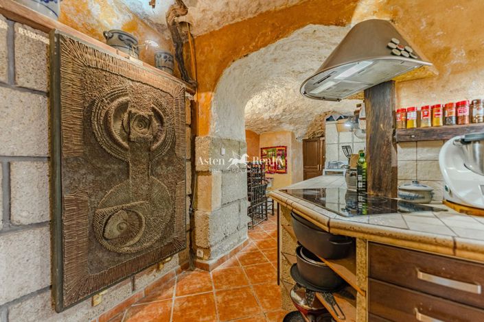 Image No.13-6 Bed Villa for sale