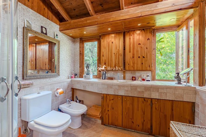 Image No.16-6 Bed Villa for sale