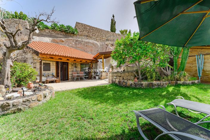 Image No.24-6 Bed Villa for sale